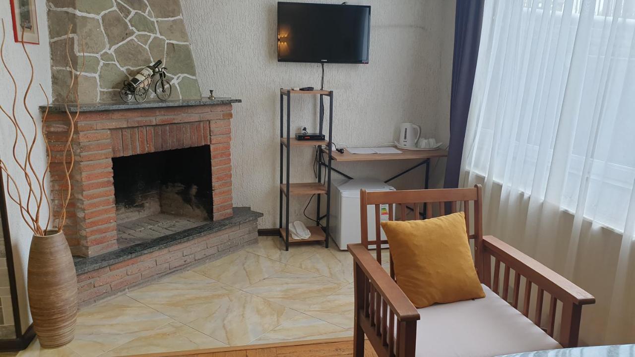Lea Guest House Tbilisi ภายนอก รูปภาพ