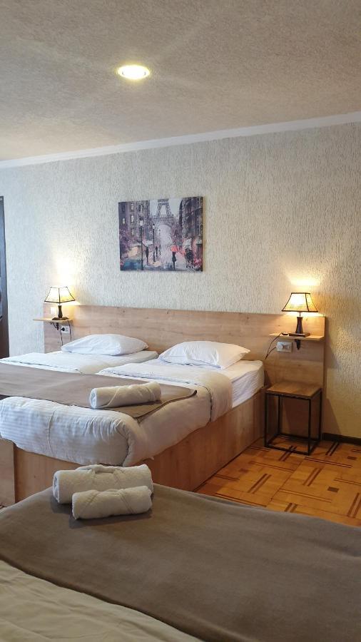 Lea Guest House Tbilisi ภายนอก รูปภาพ