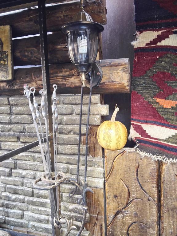Lea Guest House Tbilisi ภายนอก รูปภาพ