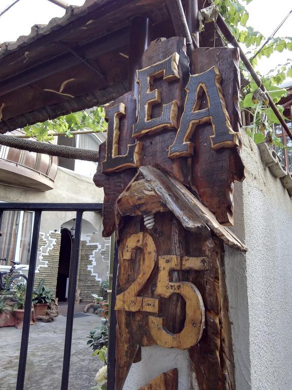 Lea Guest House Tbilisi ภายนอก รูปภาพ