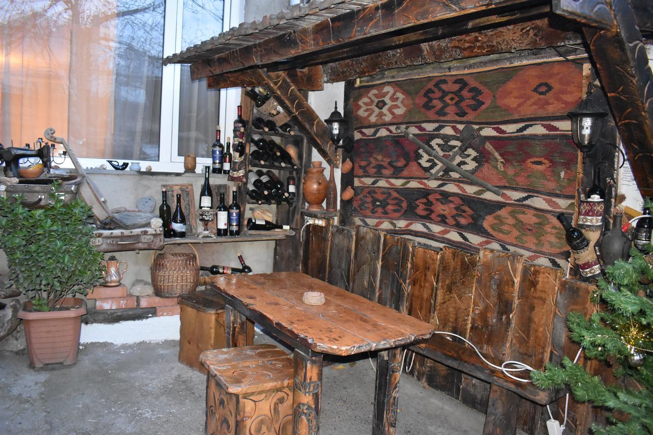 Lea Guest House Tbilisi ภายนอก รูปภาพ