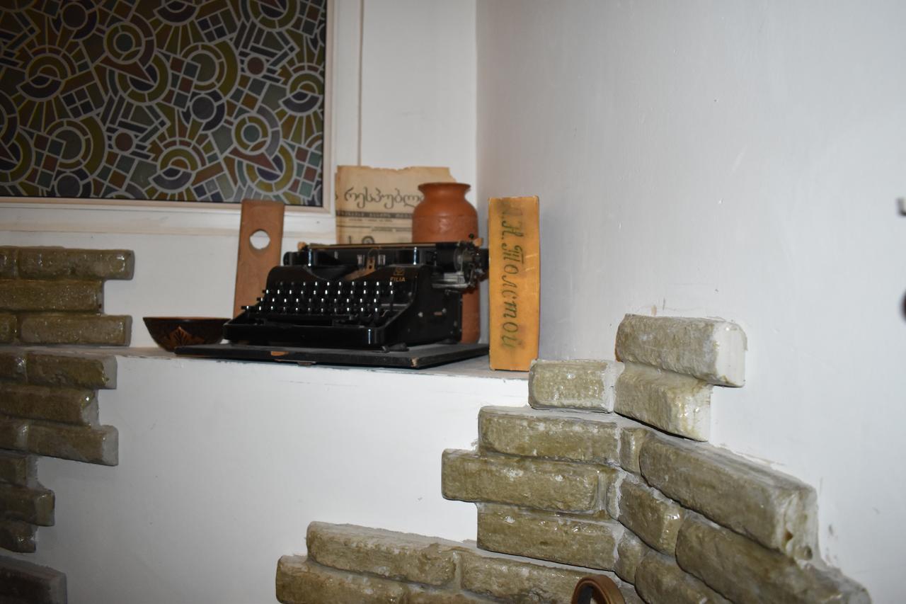 Lea Guest House Tbilisi ภายนอก รูปภาพ